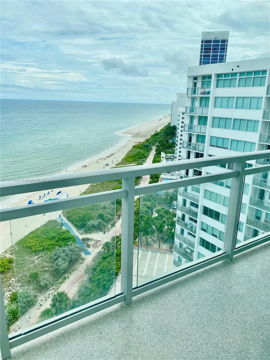 7135 Collins Ave, #1806