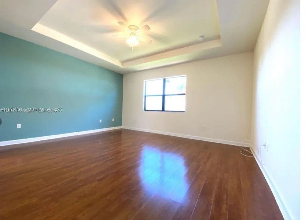 118 NE 23rd Ter, #1