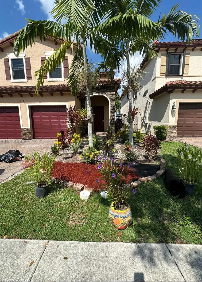 118 NE 23rd Ter, #1