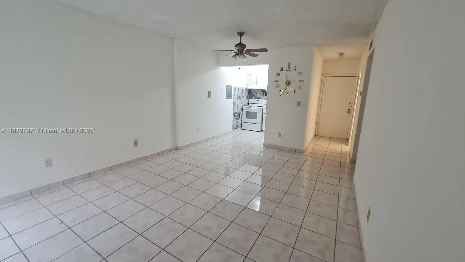 3640 NW 9th st, #105