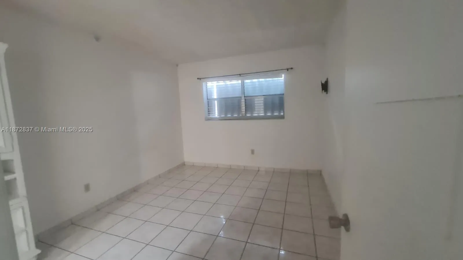 3640 NW 9th st, #105