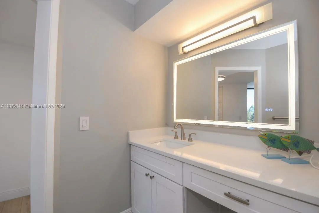 2565 S Ocean Blvd, #205N