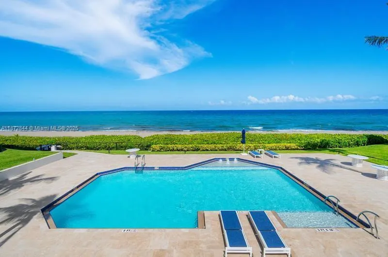 2565 S Ocean Blvd, #205N