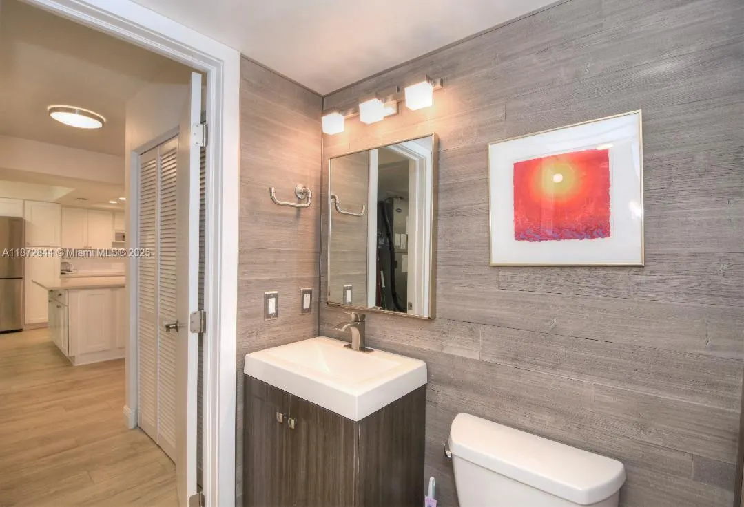 2565 S Ocean Blvd, #205N