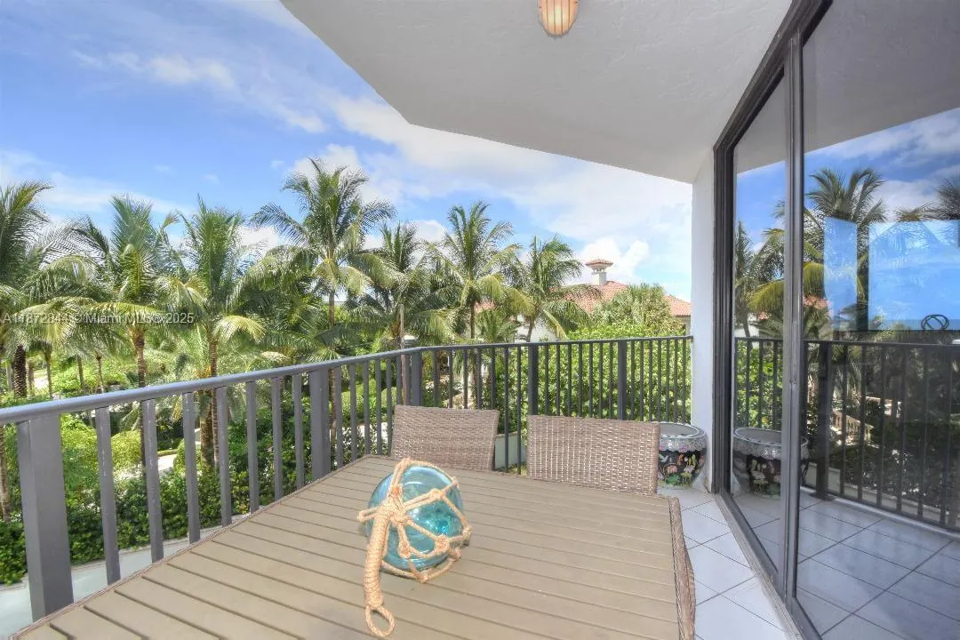 2565 S Ocean Blvd, #205N