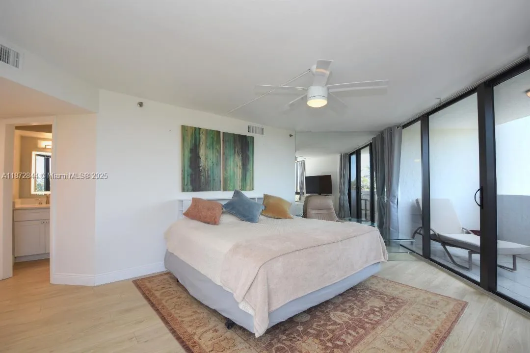 2565 S Ocean Blvd, #205N