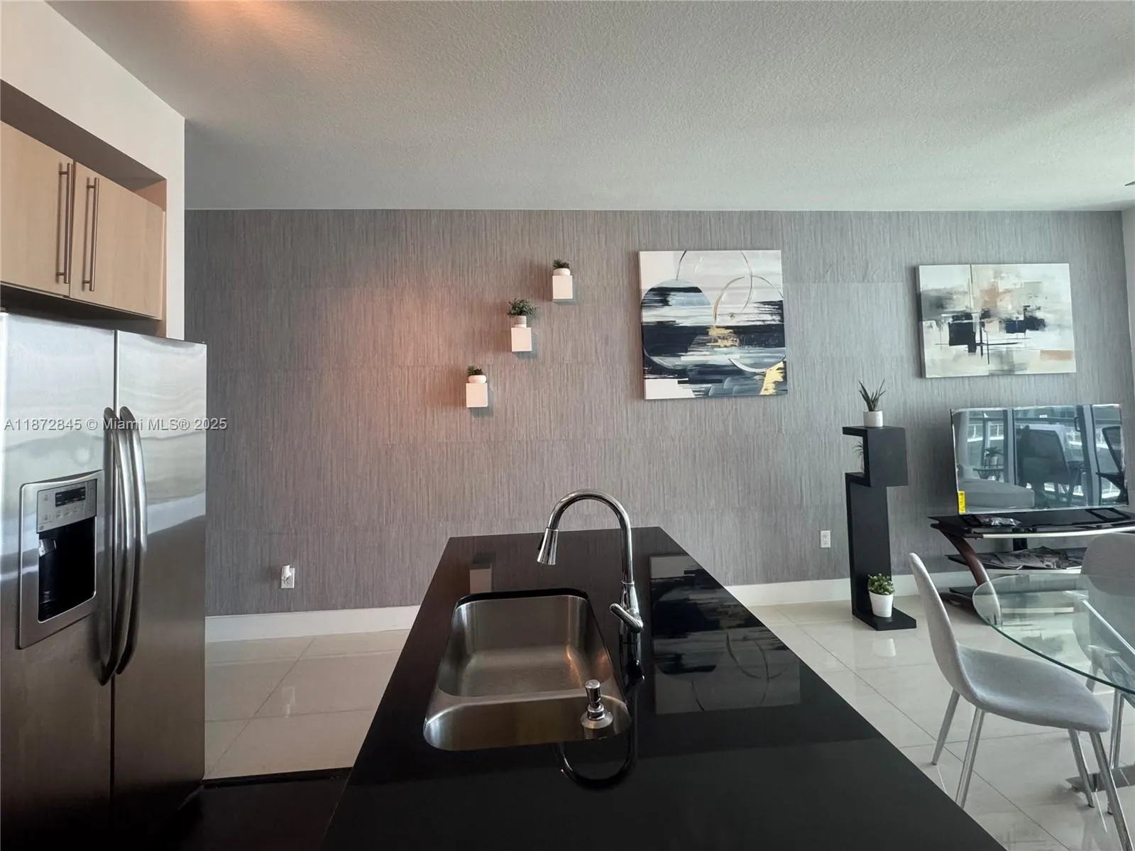 79 SW 12th St, #3211-S