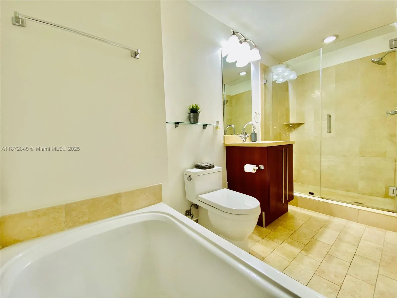 79 SW 12th St, #3211-S