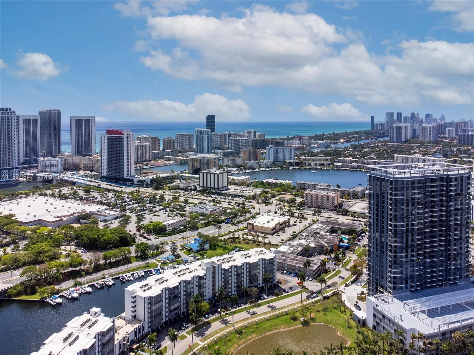 200 Diplomat Pkwy, #732