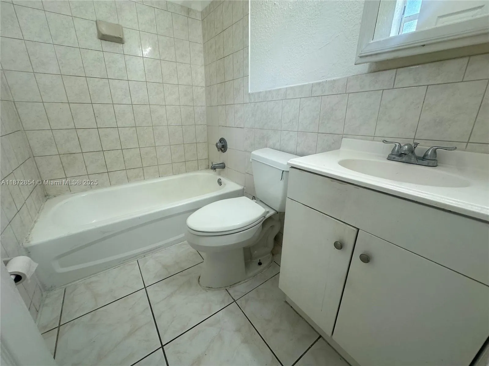 163 NE 76th St, #163