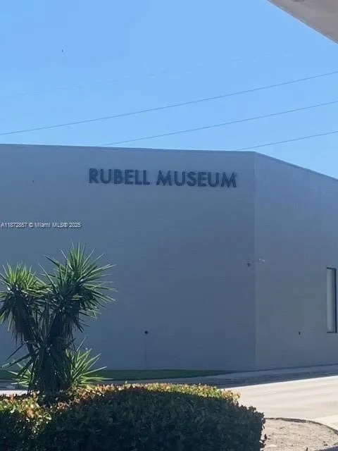 1395 NW 22nd St