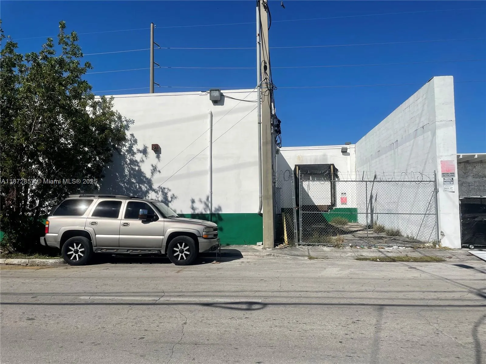 1395 NW 22nd St