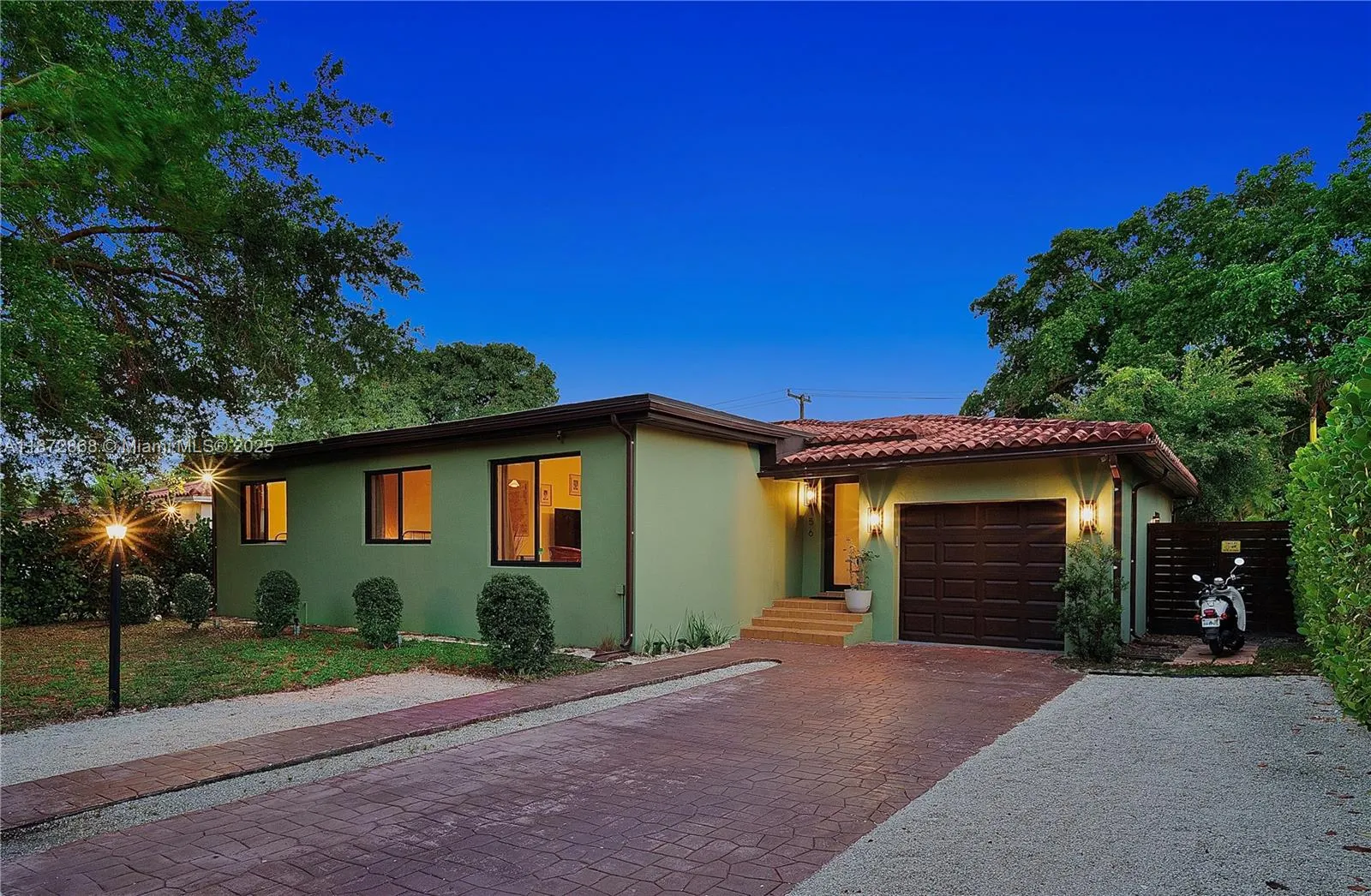 156 NW 90th St