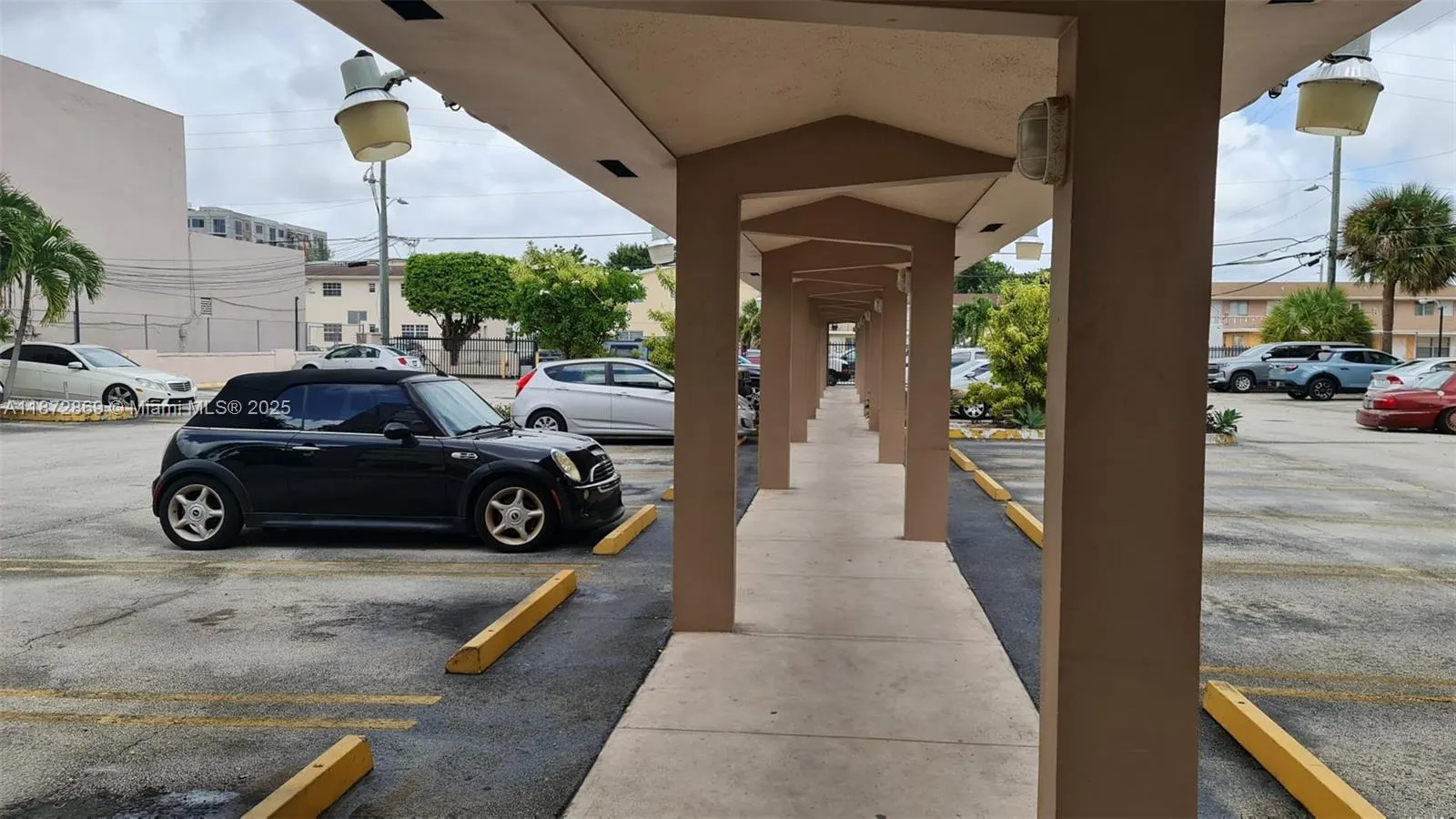 3640 NW 9th st, #105