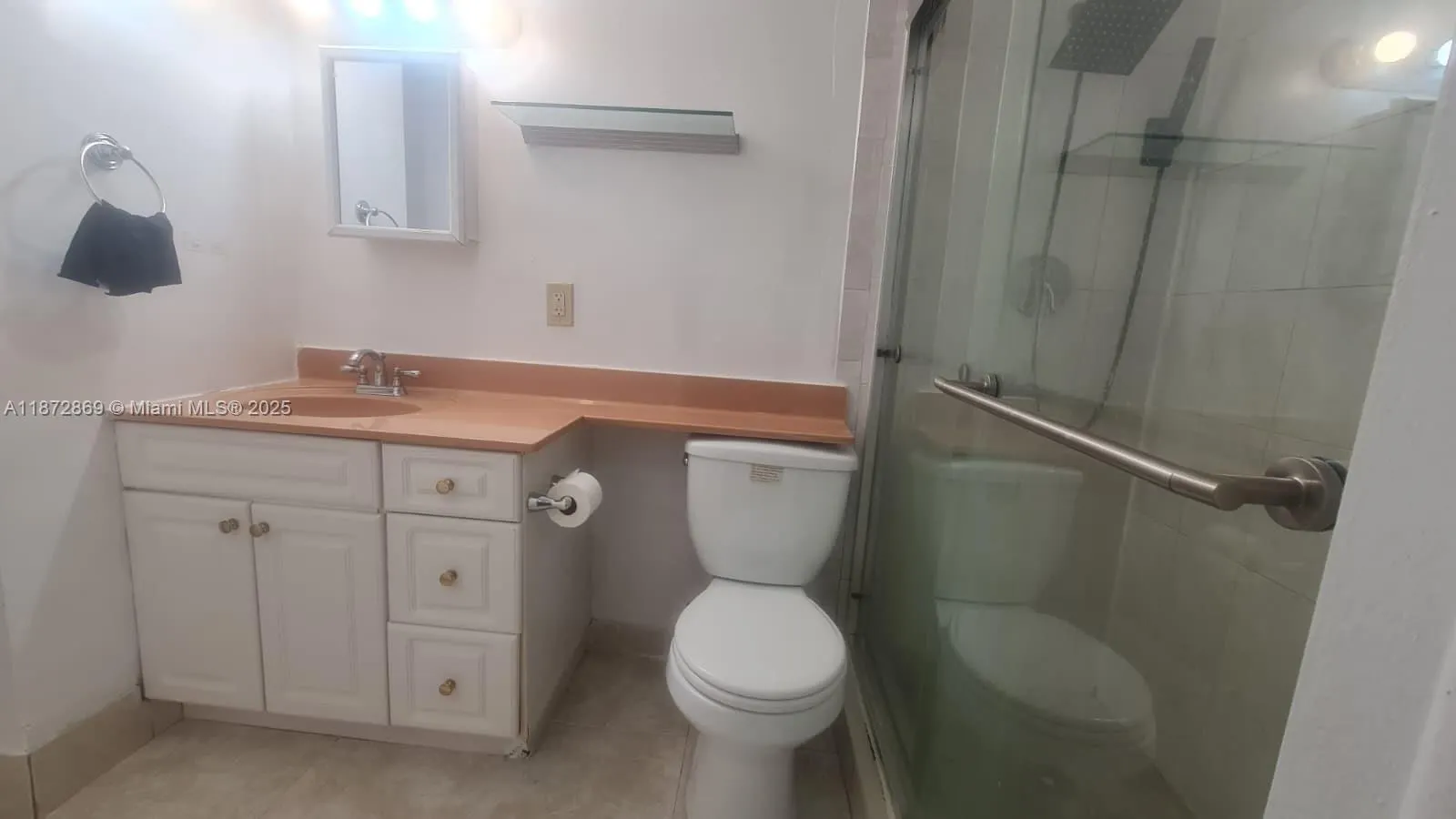 3640 NW 9th st, #105