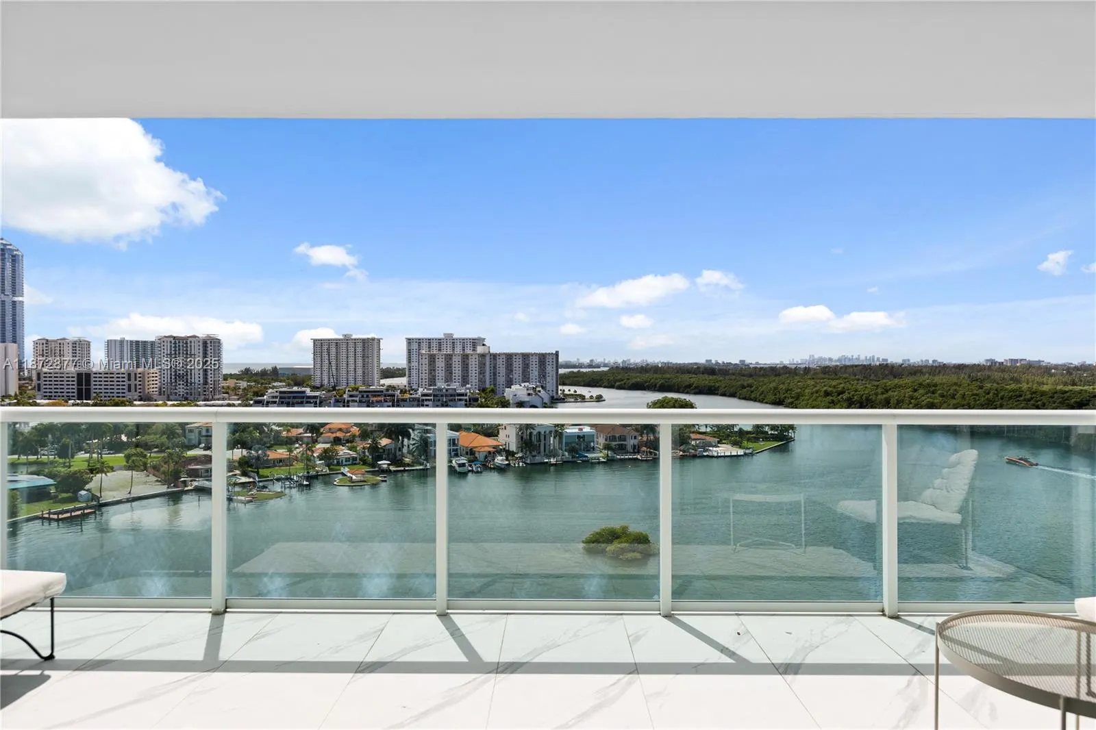 400 Sunny Isles Blvd, #1205