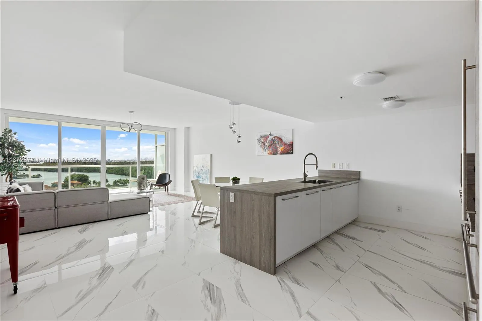 400 Sunny Isles Blvd, #1205