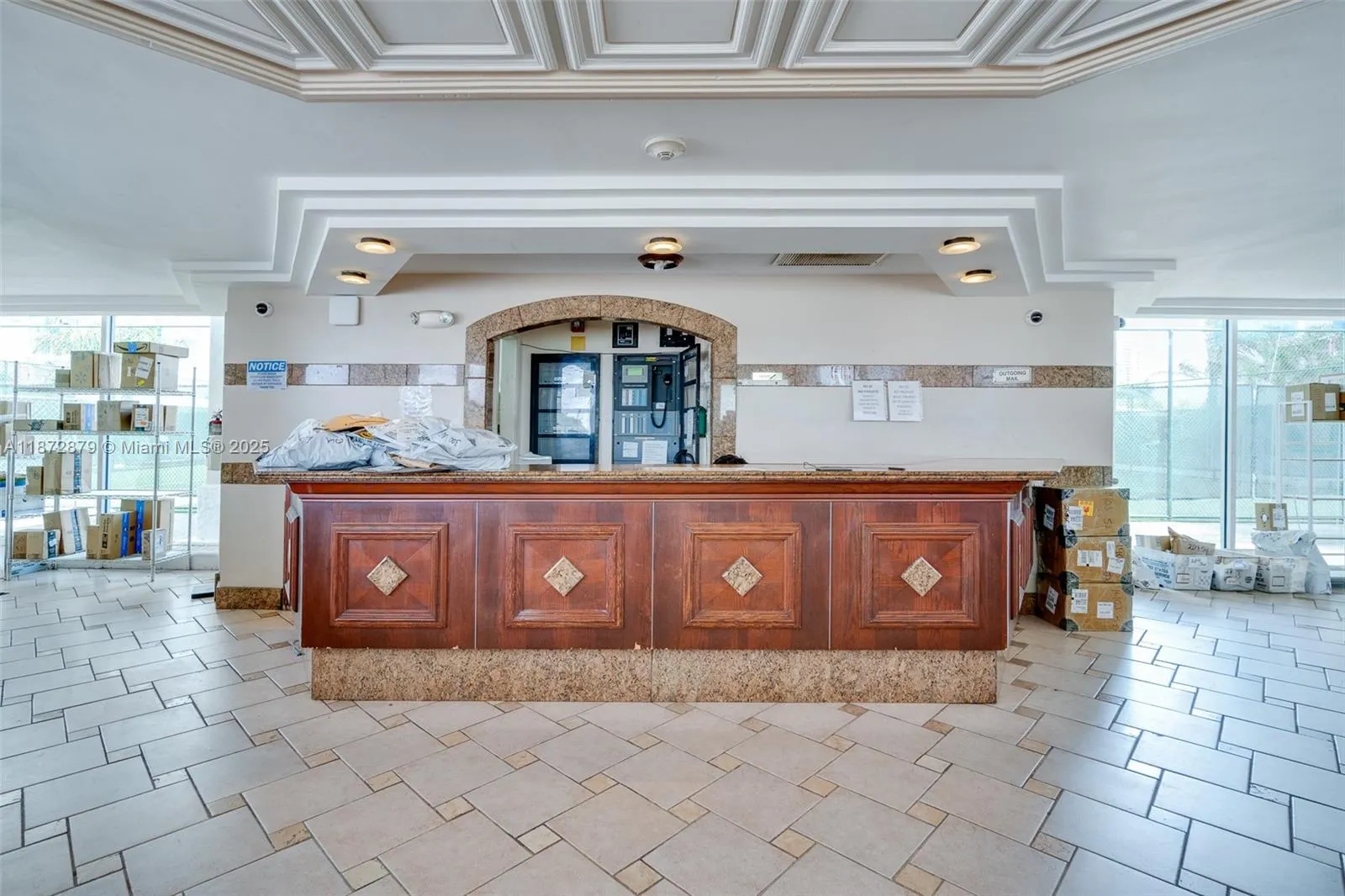 18071 Biscayne Blvd, #PH04 & PH03