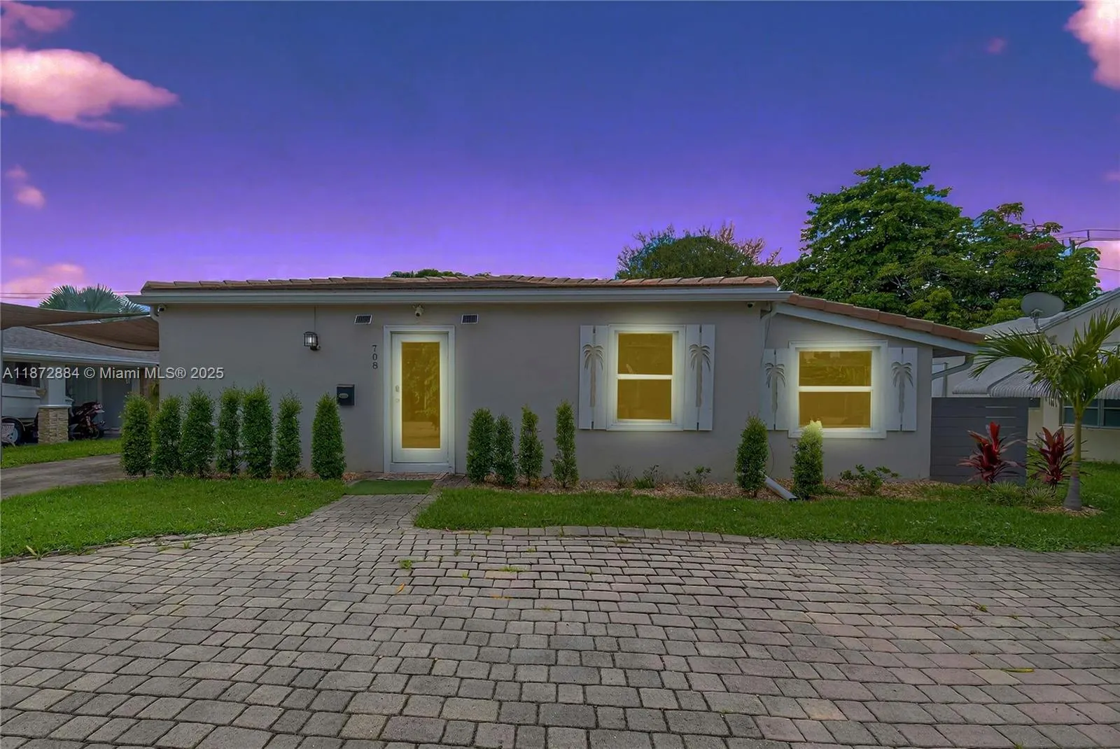 708 SW 19th St