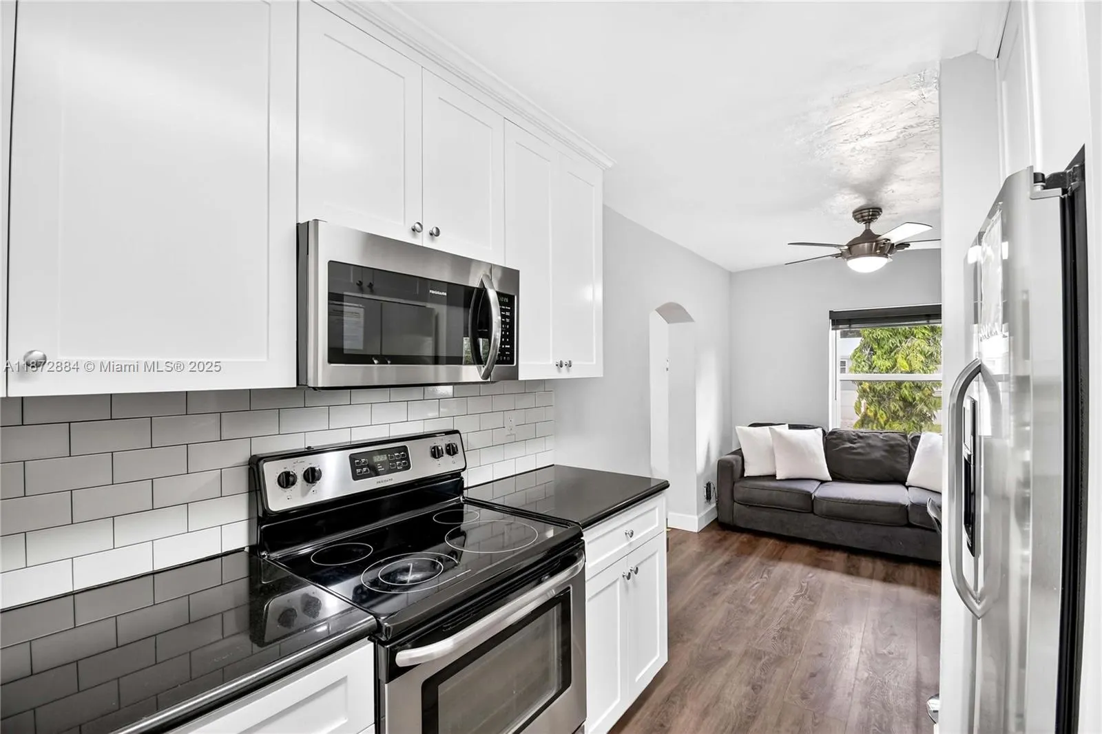 708 SW 19th St