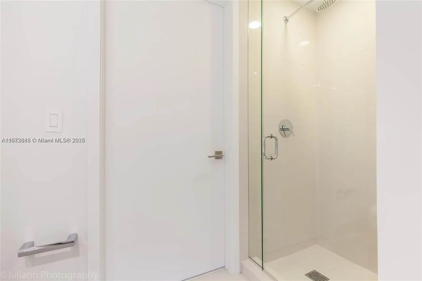 121 NE 34th St, #1007