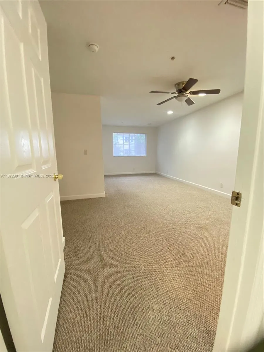 3503 NW 14th Ct, #3503
