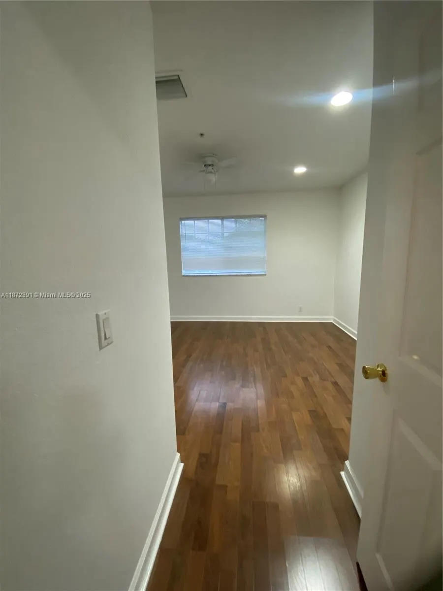3503 NW 14th Ct, #3503