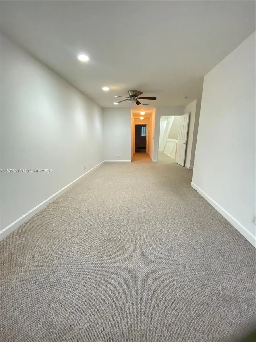 3503 NW 14th Ct, #3503