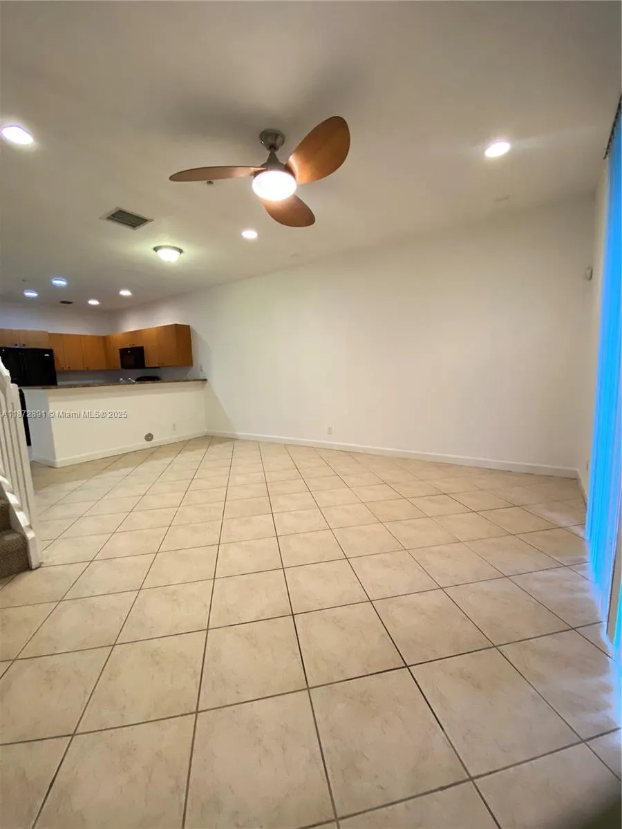 3503 NW 14th Ct, #3503