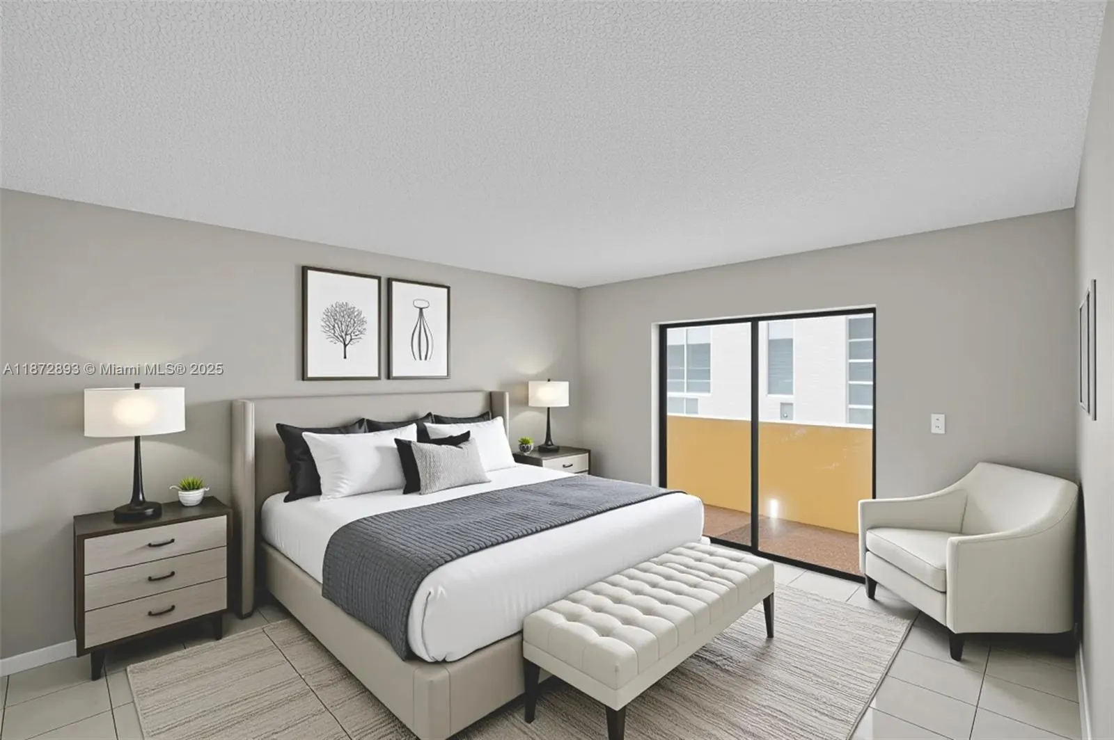2924 Collins Avenue, #501