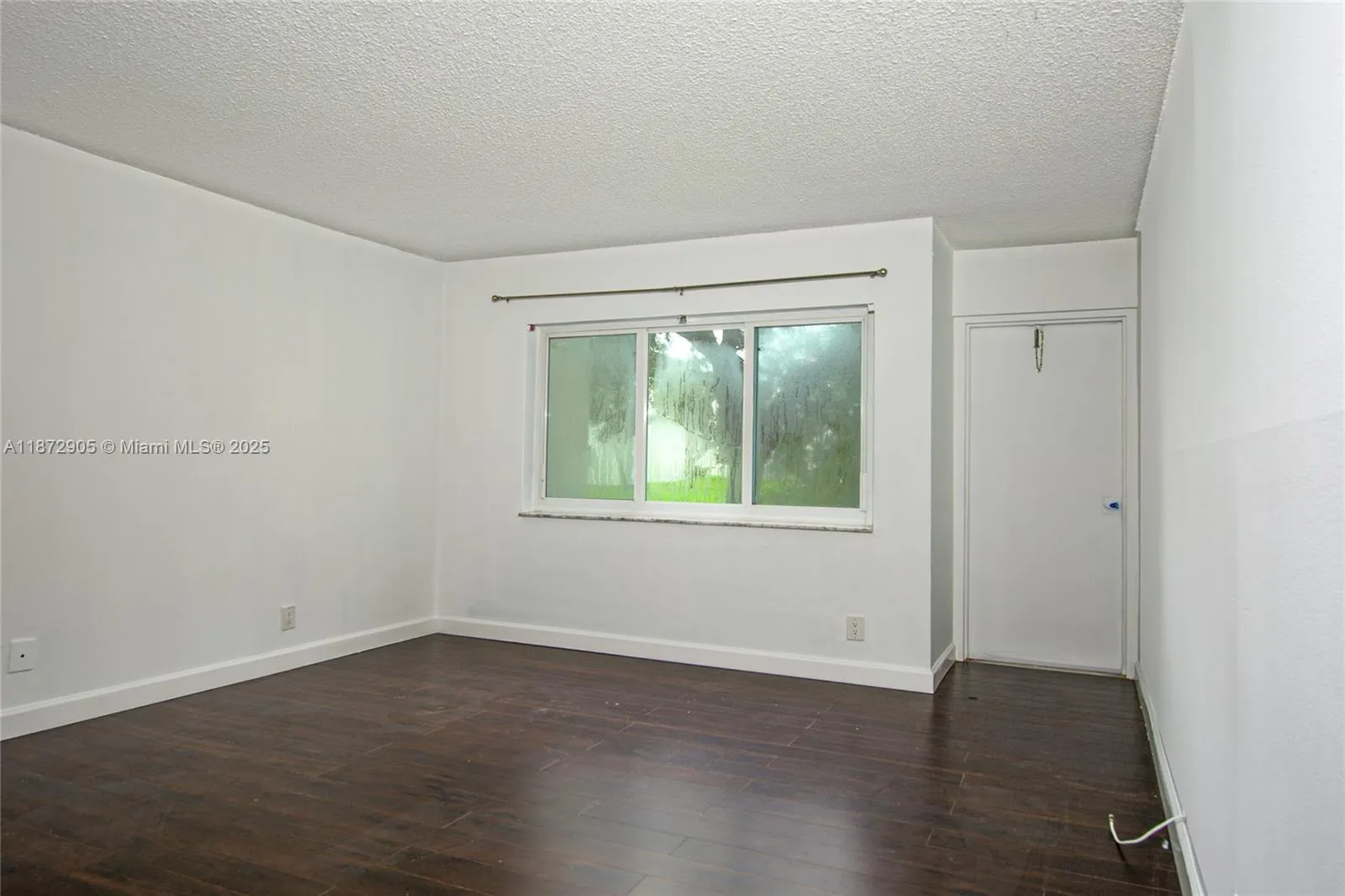 100 Lakeview Dr, #117