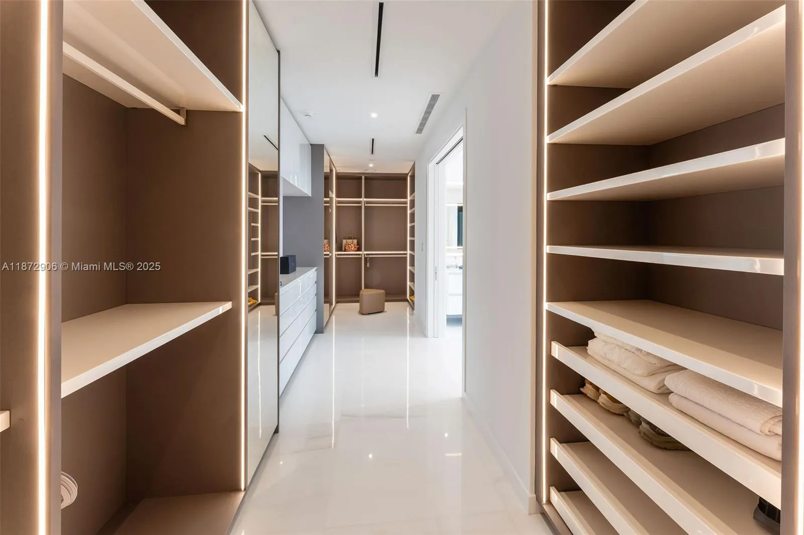 300 Biscayne Blvd Way, #PH6001