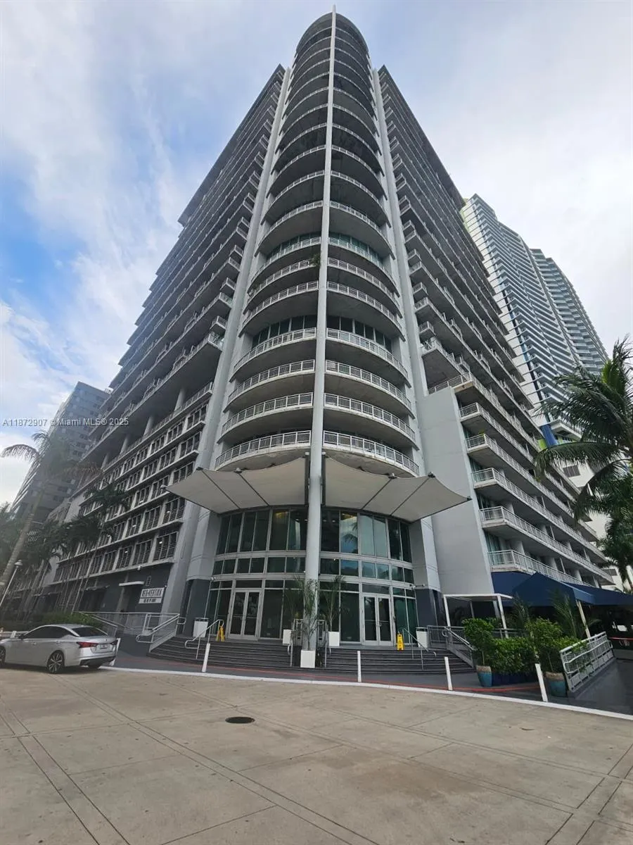 690 SW 1st Ct, #2515