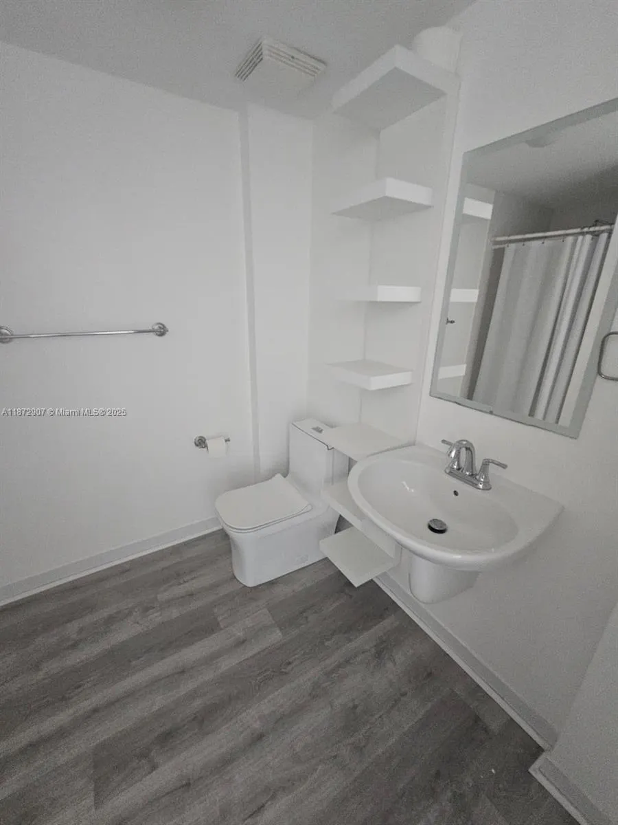 690 SW 1st Ct, #2515