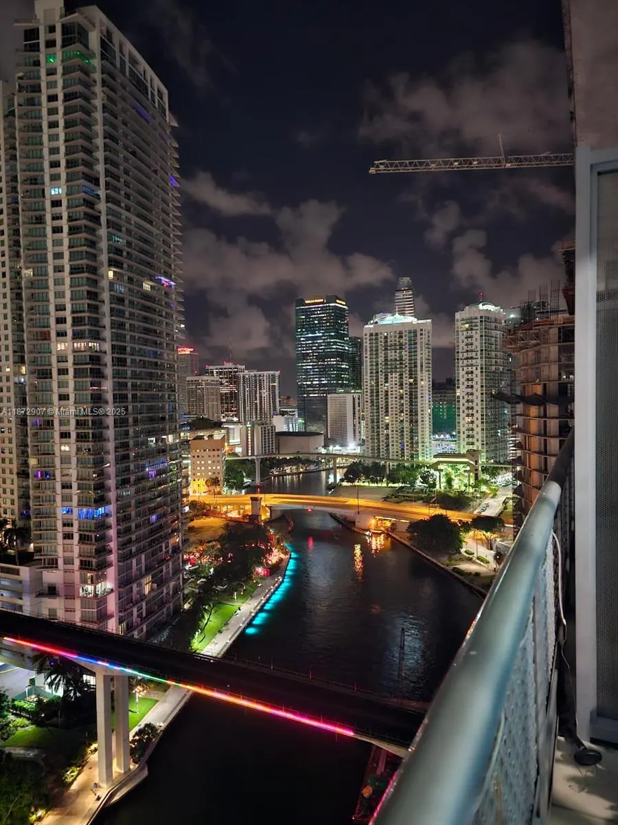 690 SW 1st Ct, #2515