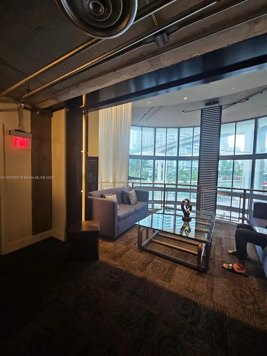 690 SW 1st Ct, #2515