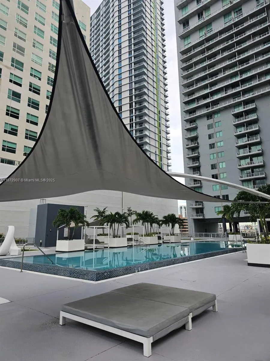690 SW 1st Ct, #2515