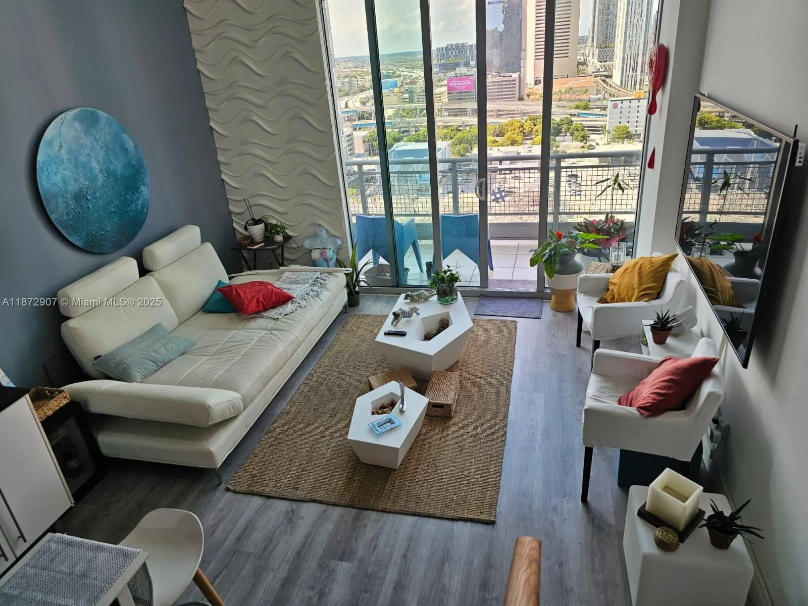 690 SW 1st Ct, #2515