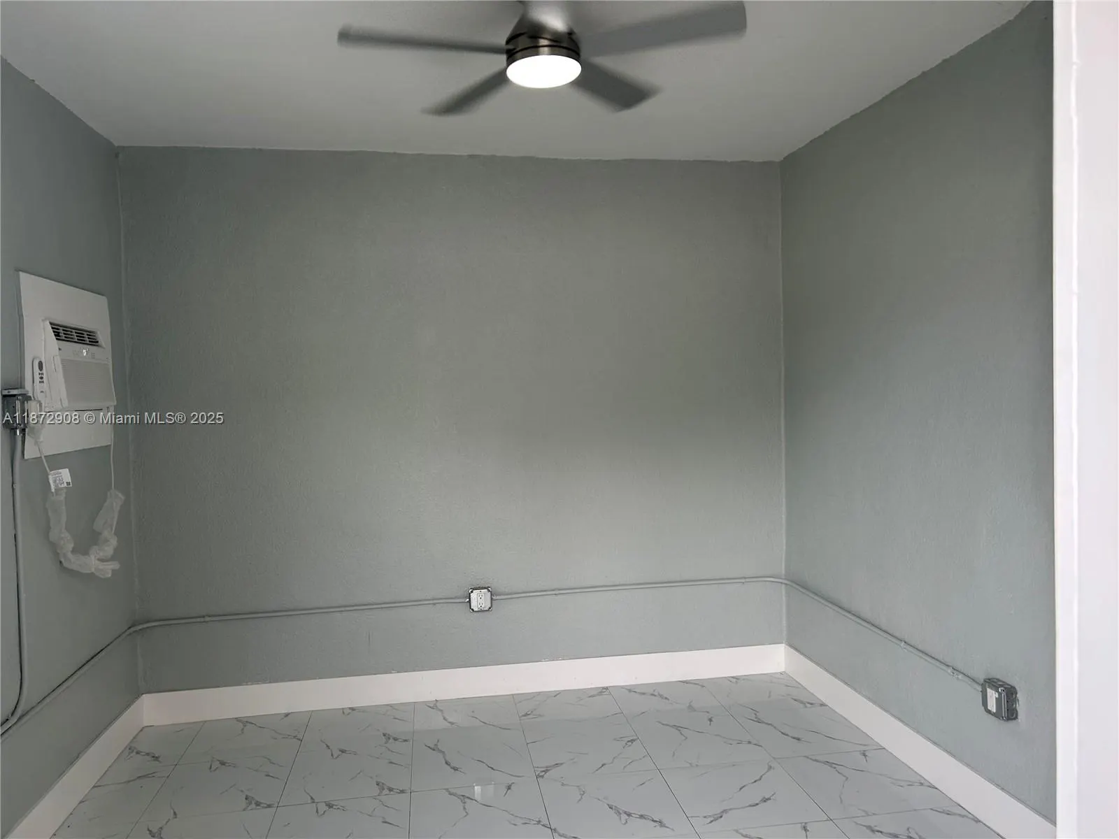 4340 SW 24th St, #1
