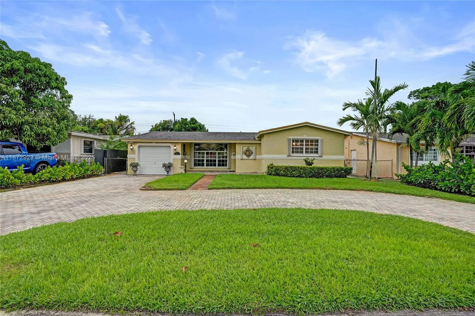 7733 Biltmore Blvd