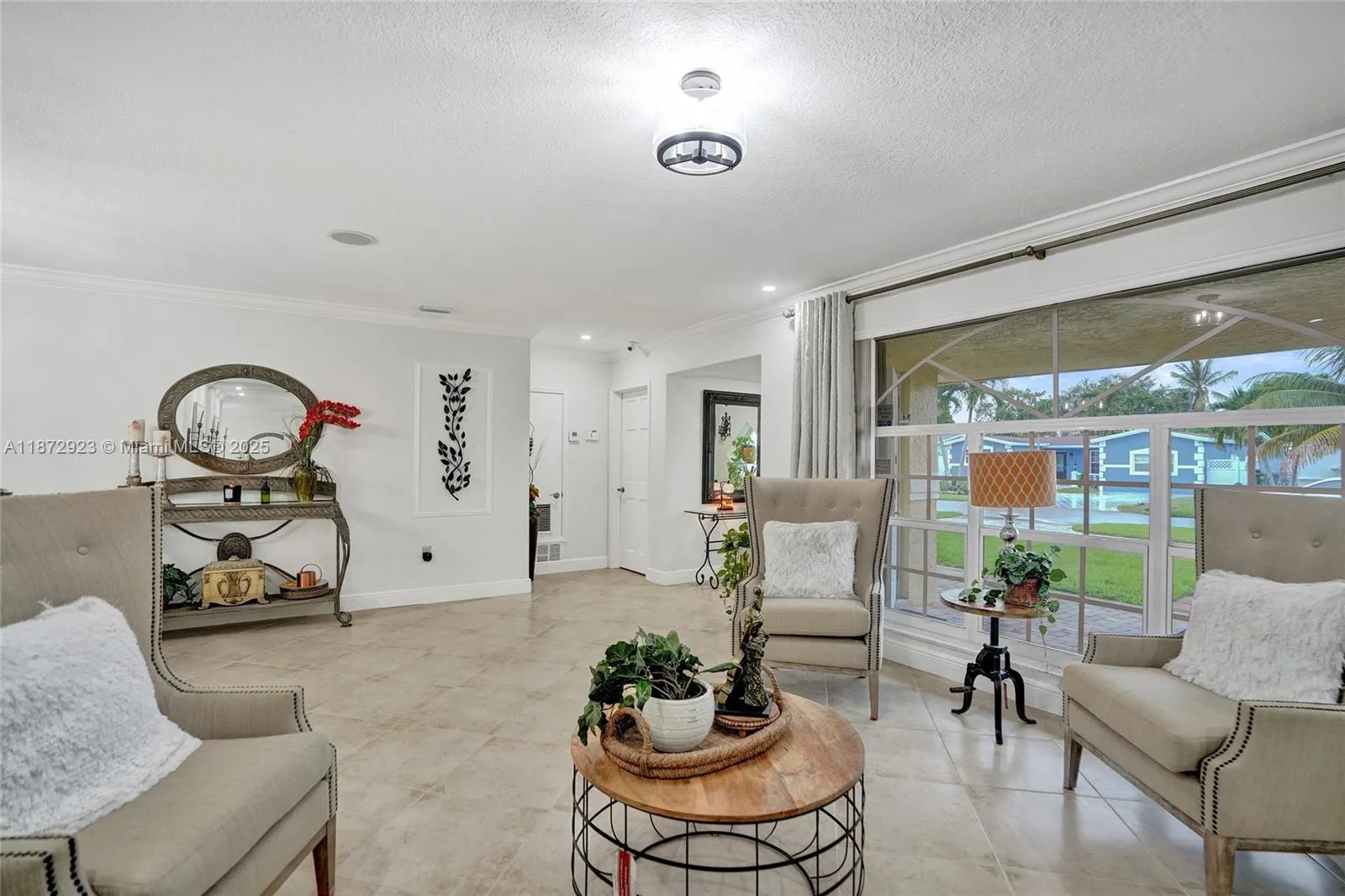7733 Biltmore Blvd