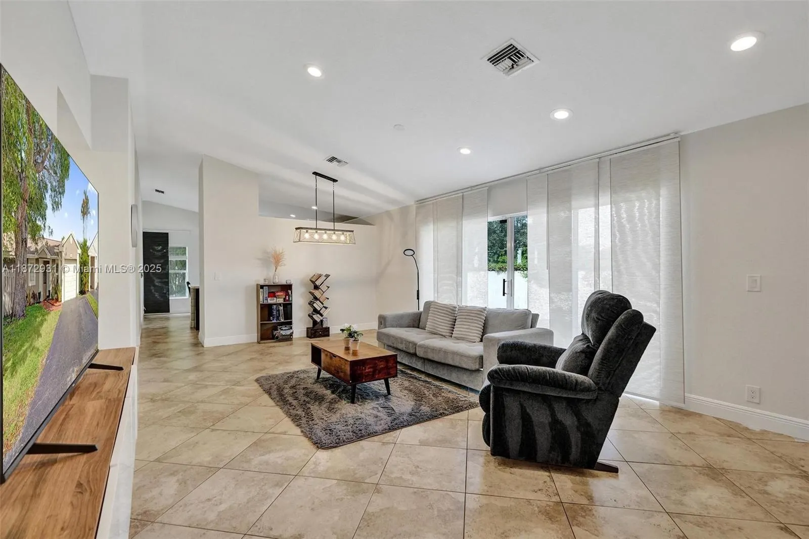 3833 NW 107th Way