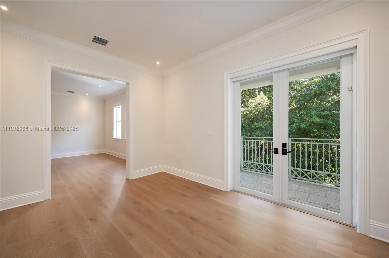 680 Destacada Ave