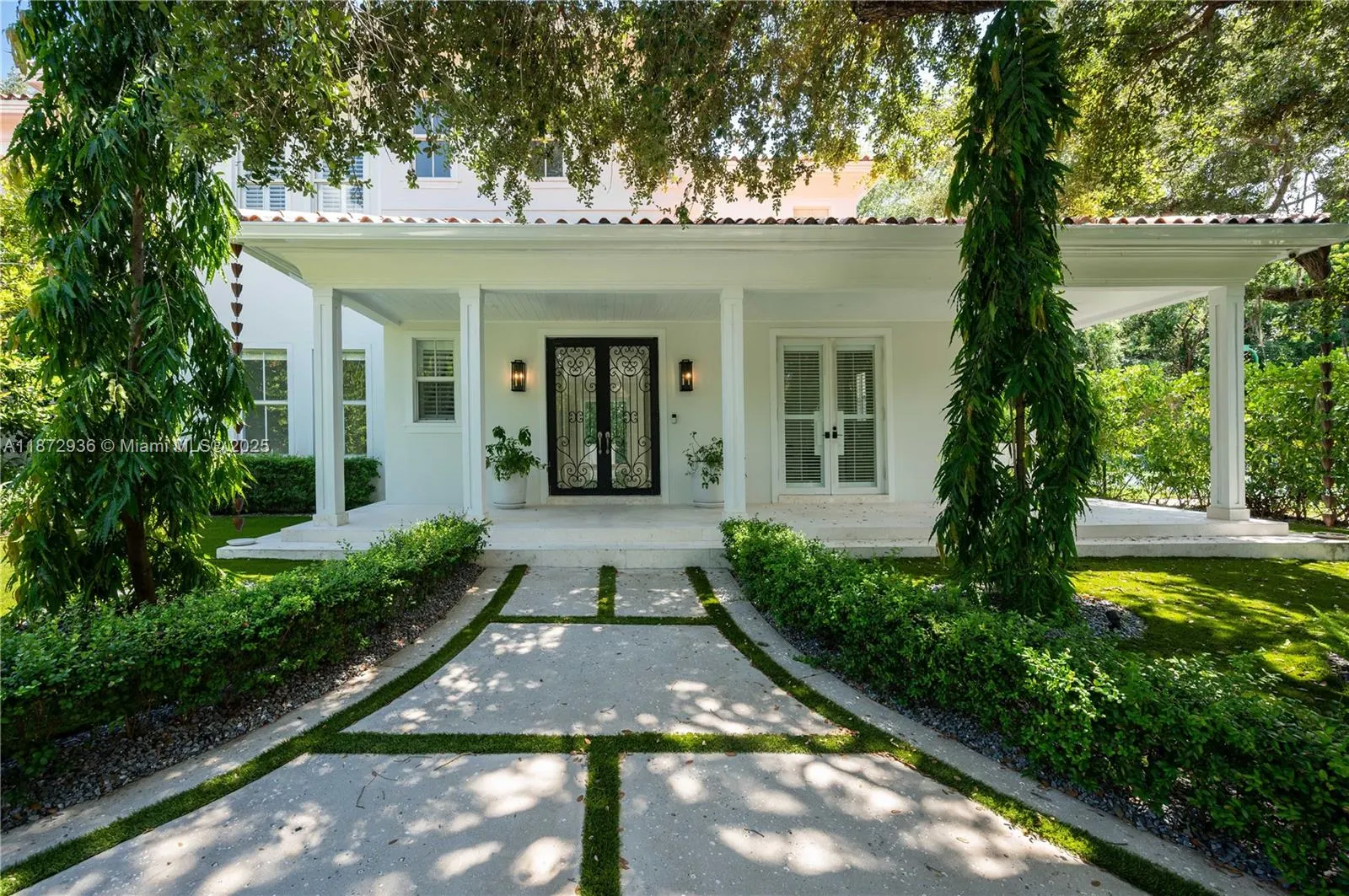 680 Destacada Ave
