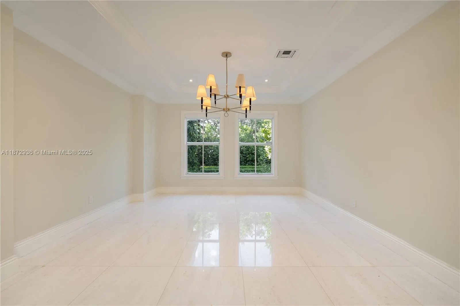 680 Destacada Ave