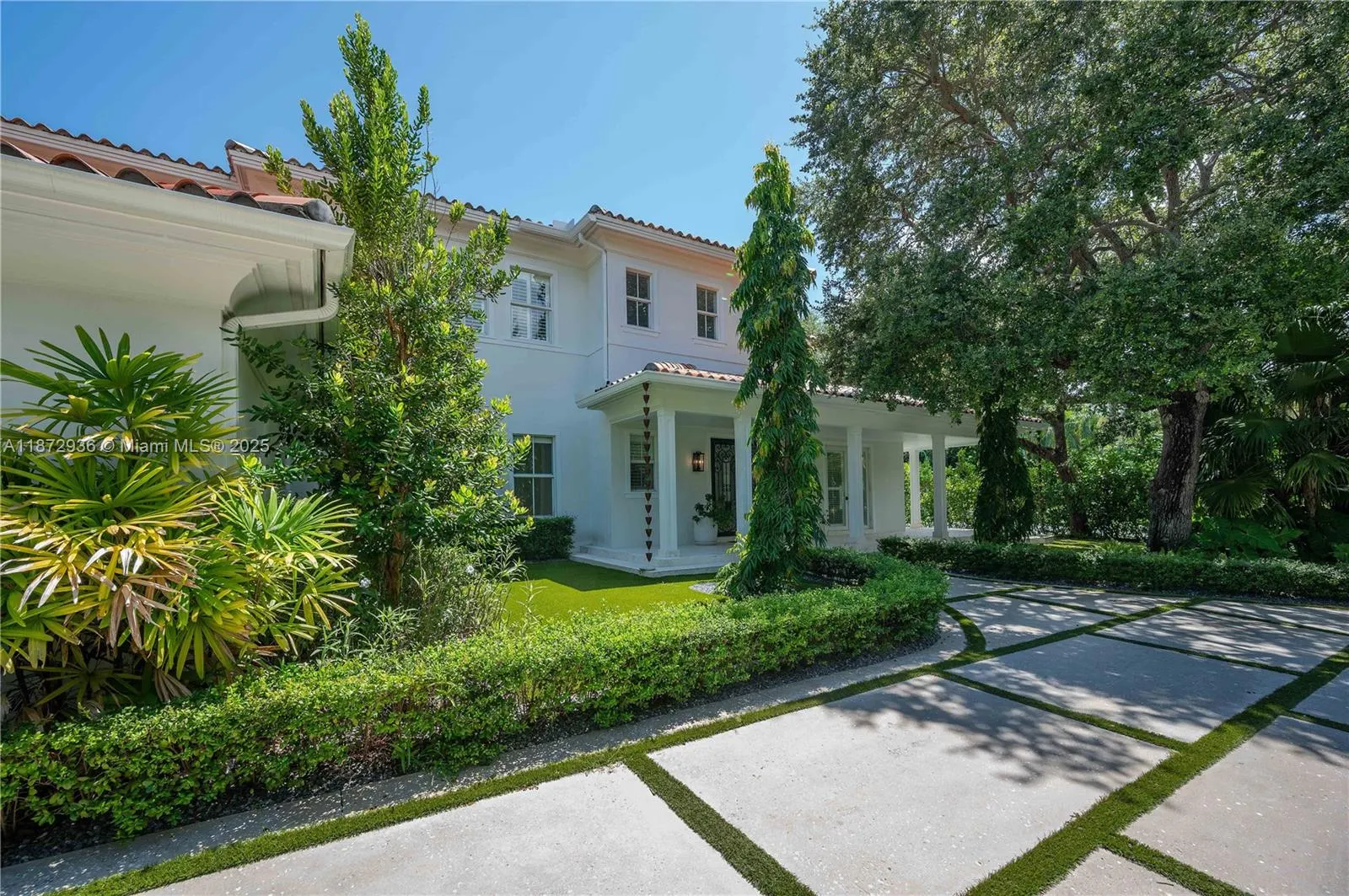 680 Destacada Ave