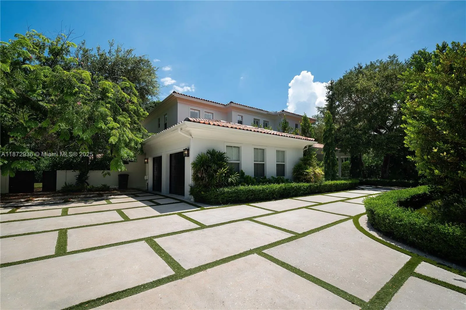 680 Destacada Ave