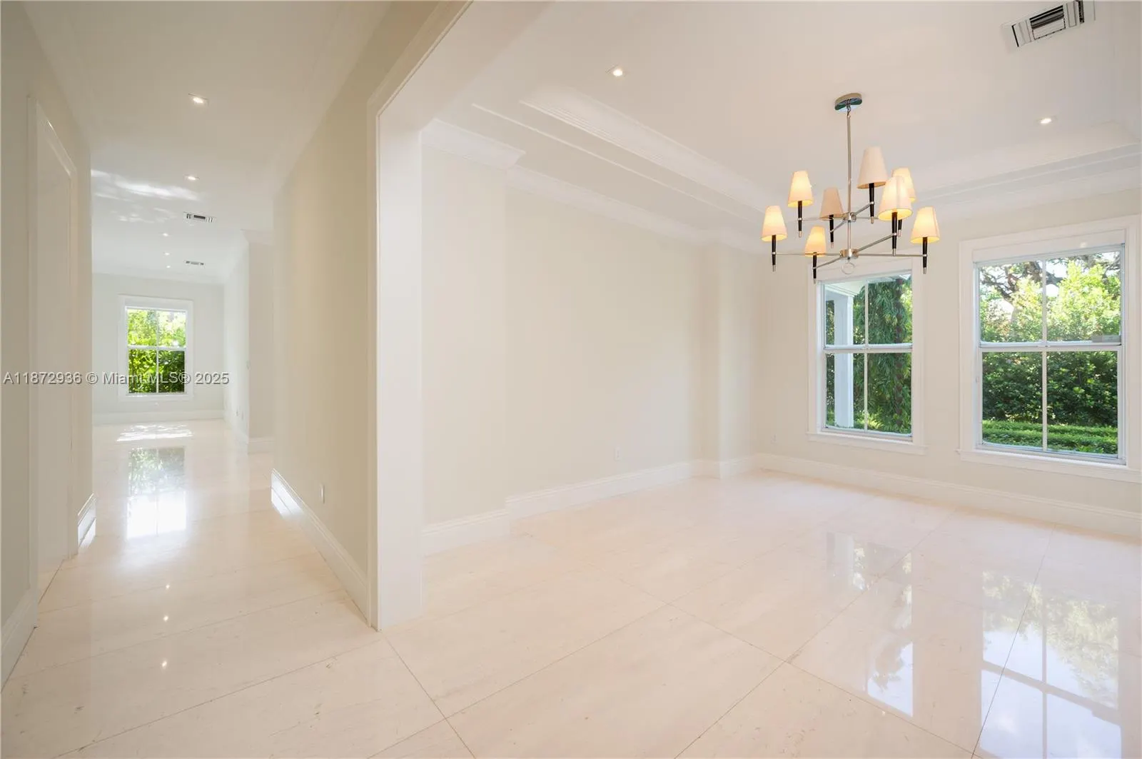 680 Destacada Ave