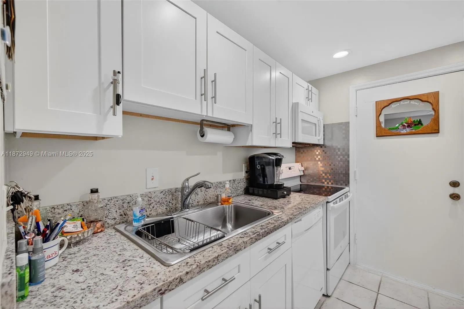 2261 NE 67th St, #1806