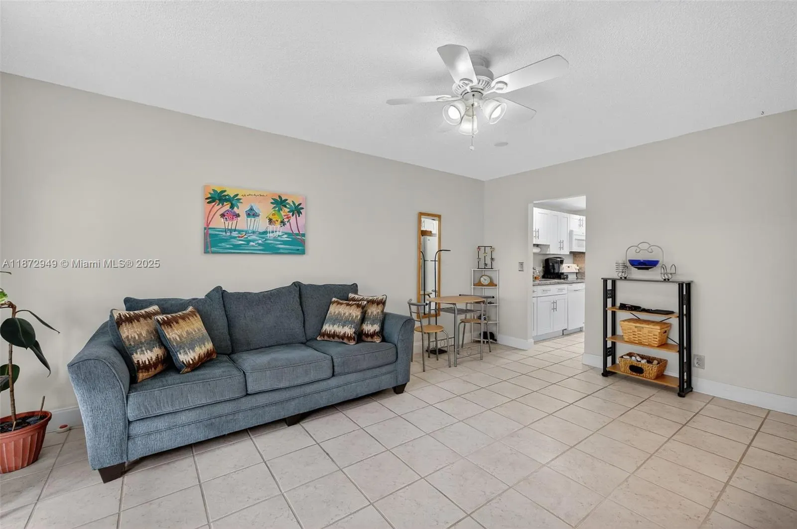 2261 NE 67th St, #1806